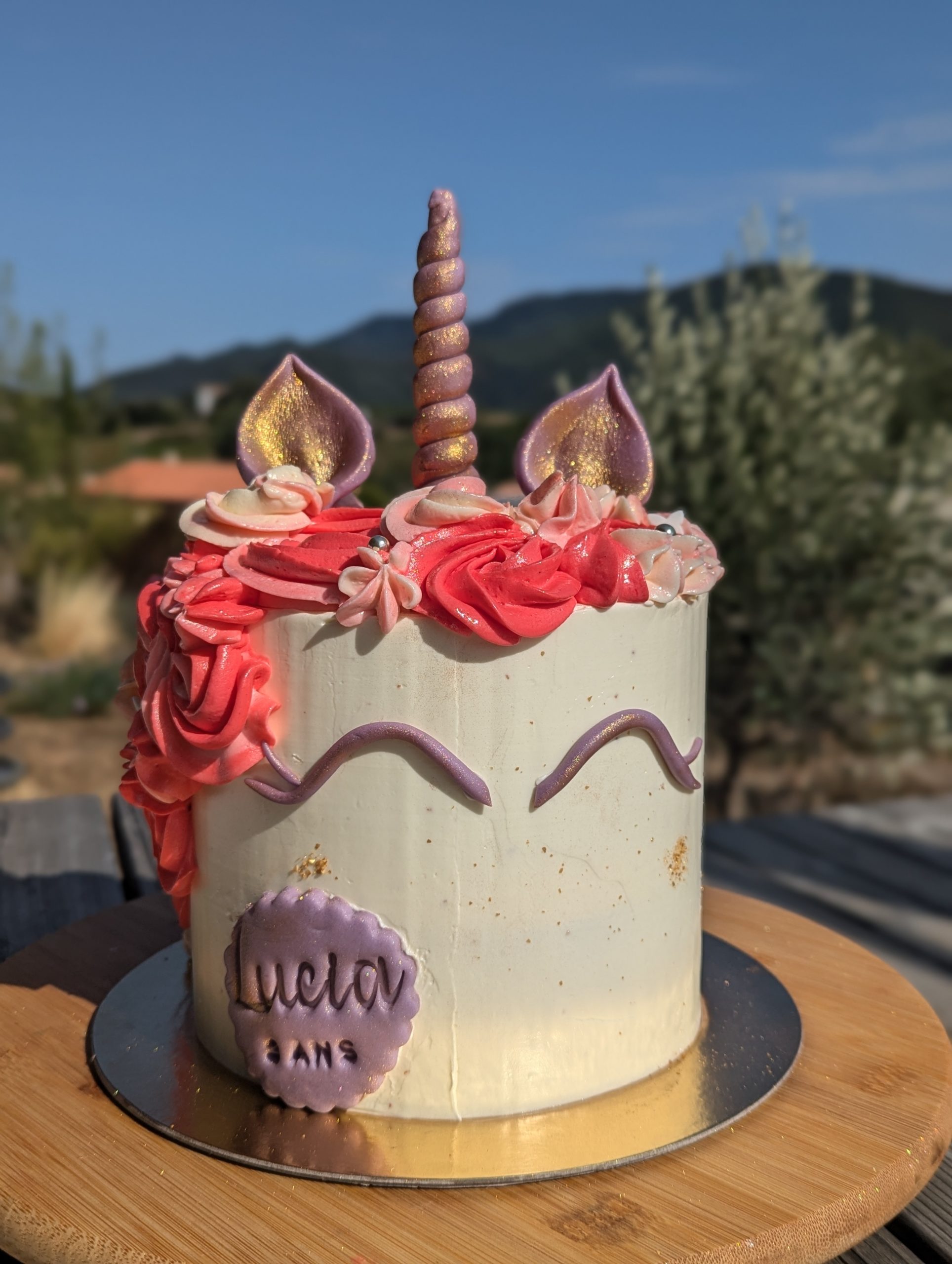 Layers cake Licorne - Papilles Pâtisserie Layers cake Licorne - Papilles Pâtisserie