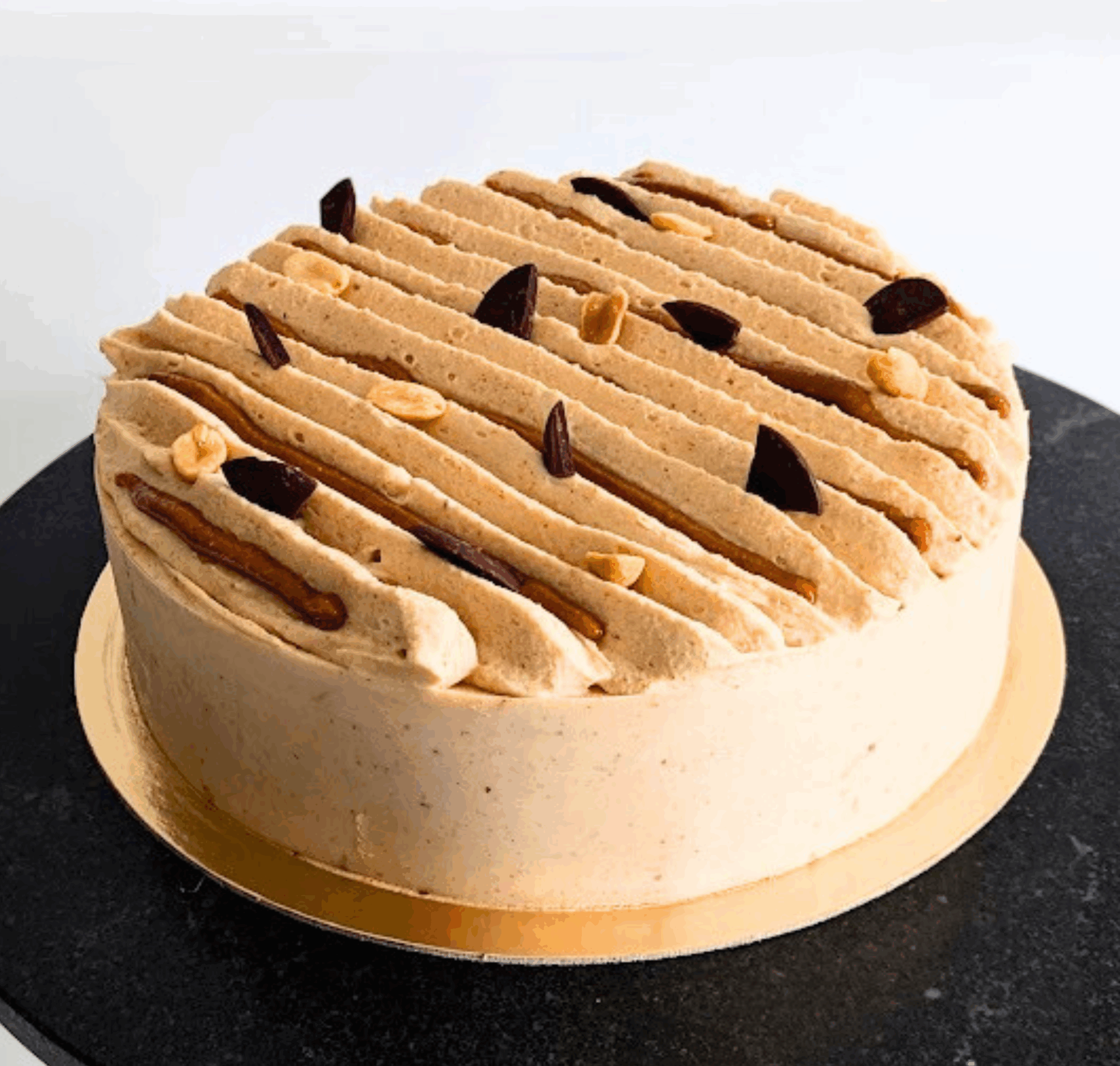 Entremet facon Snickers<br />
Papilles Patisserie